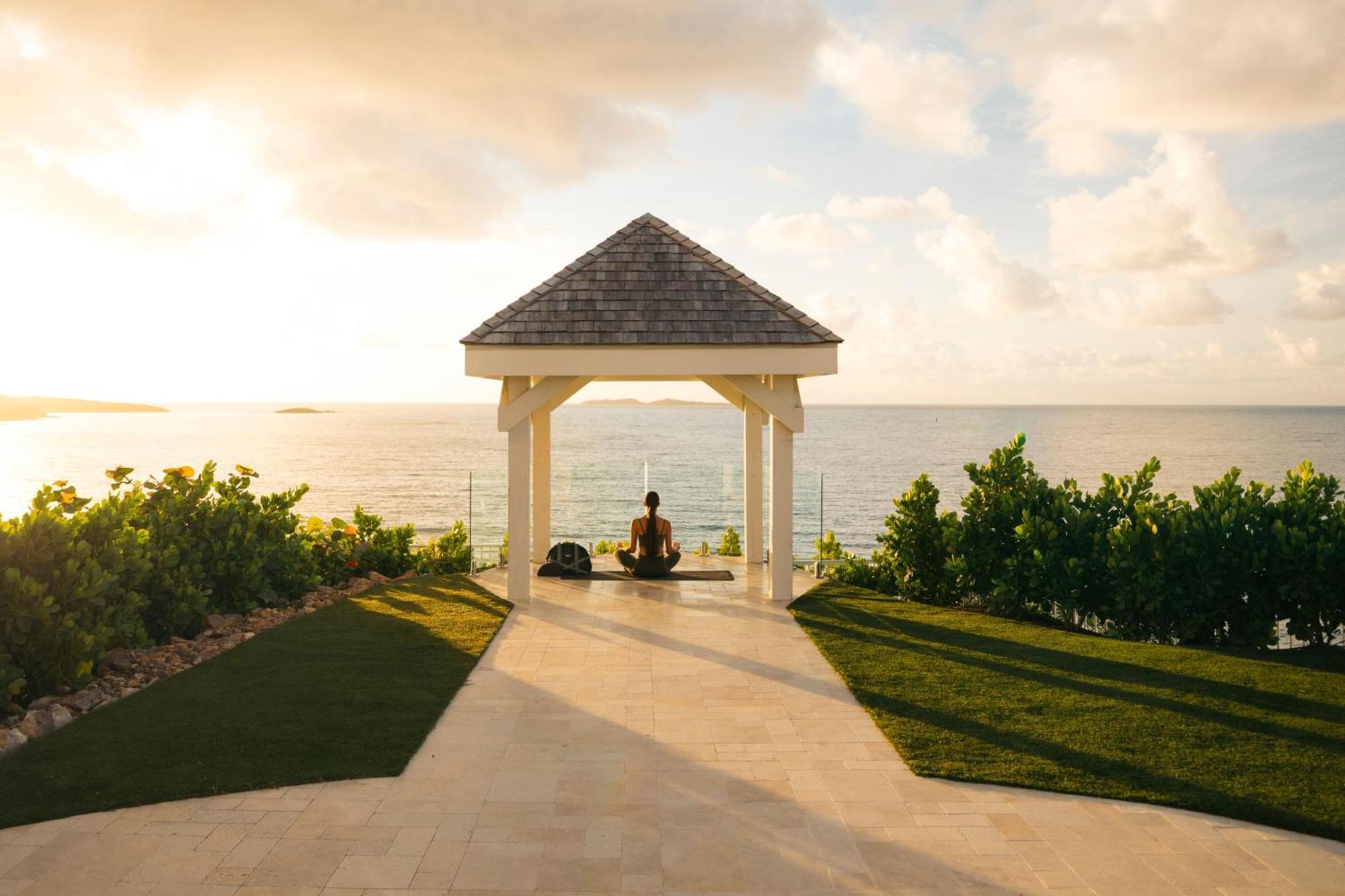 The Westin St Thomas Beach Resort & Spa Frydendal Exterior photo